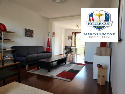 Villa nel verde di Marco Simone vicino ai campi da Golf e al Polo Tecnologico Tiburtino — 4-Star Luxury Hotel in Marco Simone, Italy