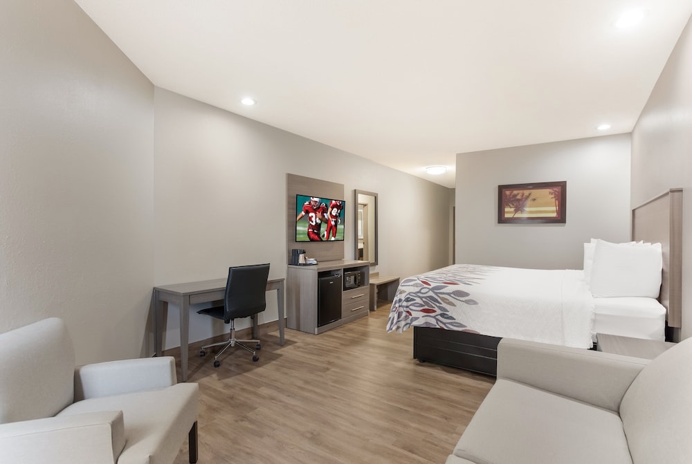 Red Roof Inn & Suites Corbin - photo 18