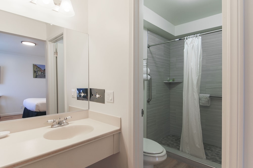 Solvang Inn and Cottages - photo 21
