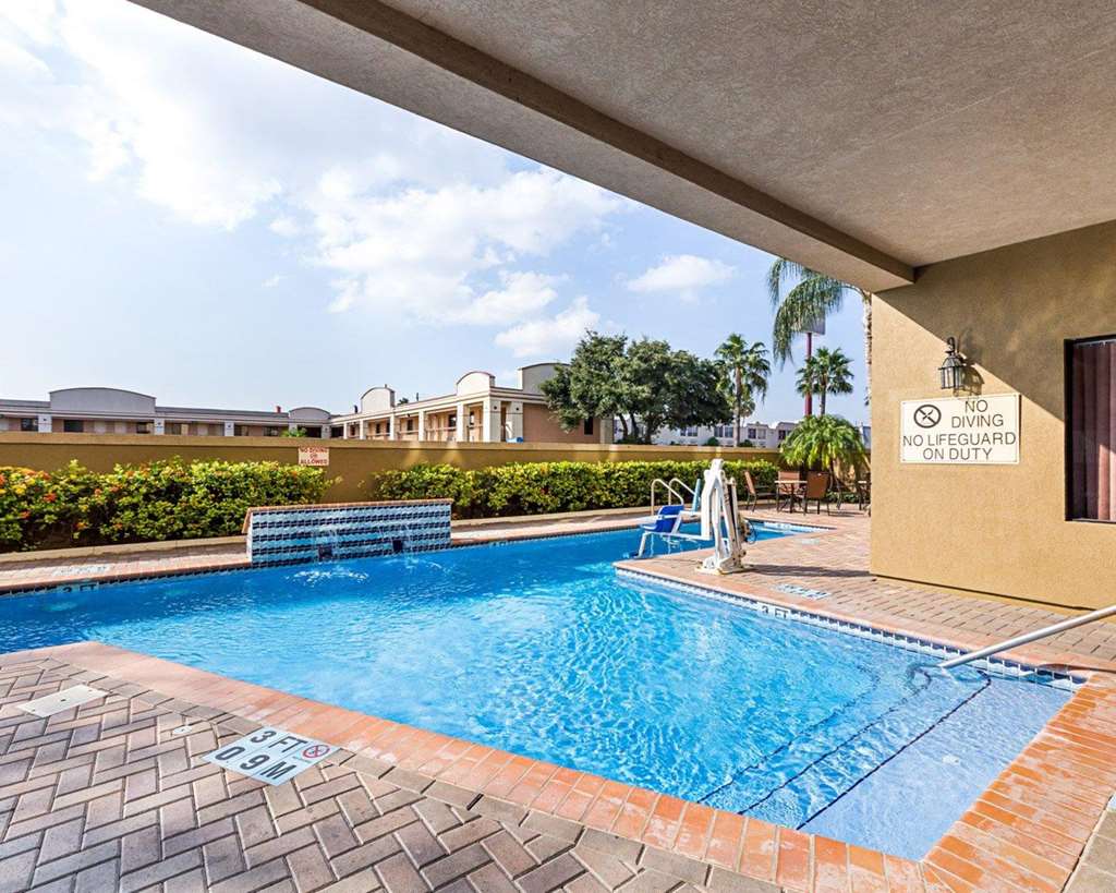 Comfort Suites McAllen Airport and La Plaza Mall - photo 16
