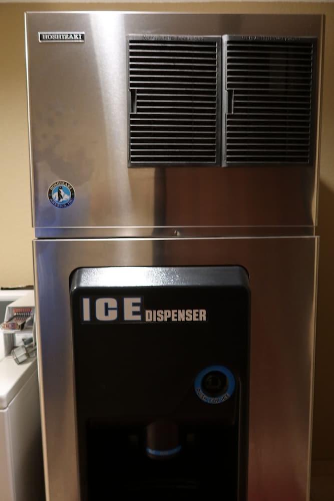 West Worth Inn and Suites - photo 34