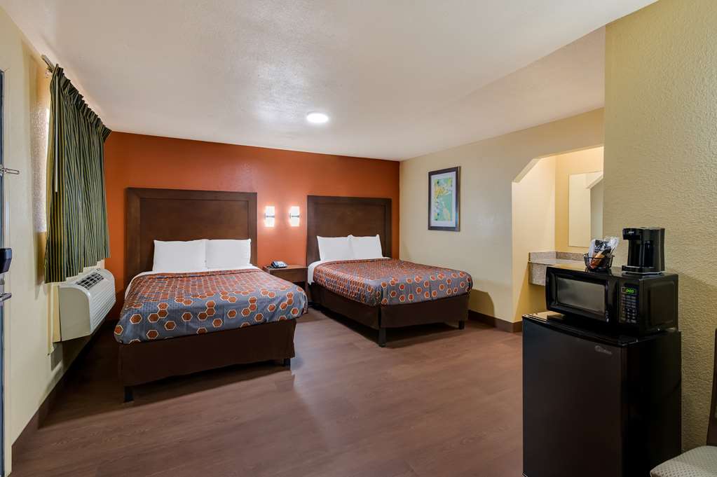 Relax Inn and Suites - photo 15