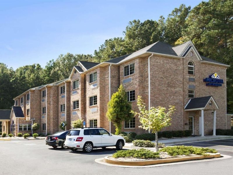 Microtel Inn & Suites by Wyndham Lithonia Stone Mountain - photo 2