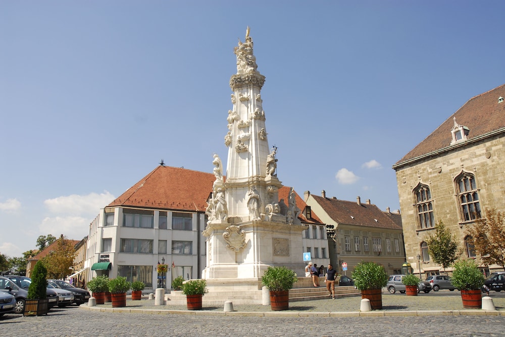 Burg Hotel - last minute hotel in Budapest