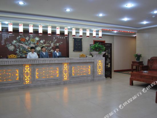 Shengdu Business Hotel — hotel in Doucun