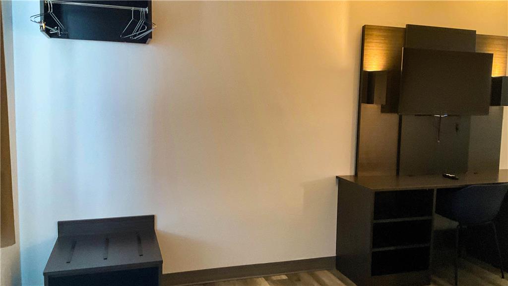 Motel 6 Hollywood - photo 17