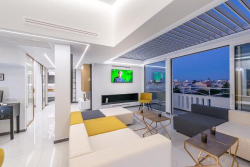 Spectacular Rooftop Loft Ell Fil — 4-Star Luxury Hotel in Irakleion, Greece