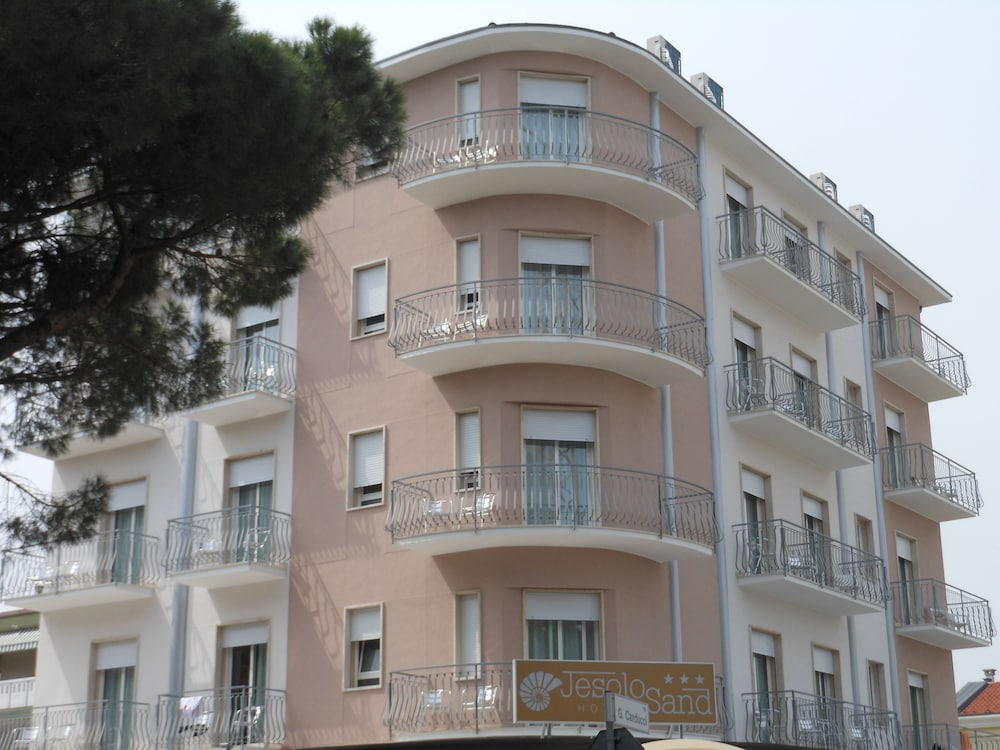 Hotel Jesolo Sand in Iesolo, Italy