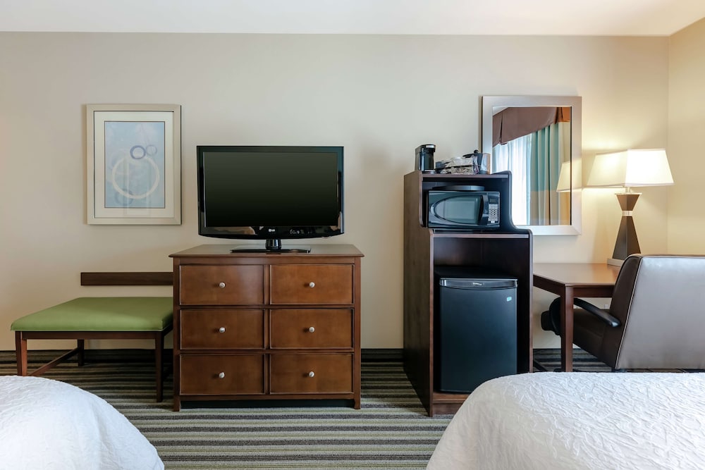 Hampton Inn & Suites Adairsville Calhoun Area - photo 16