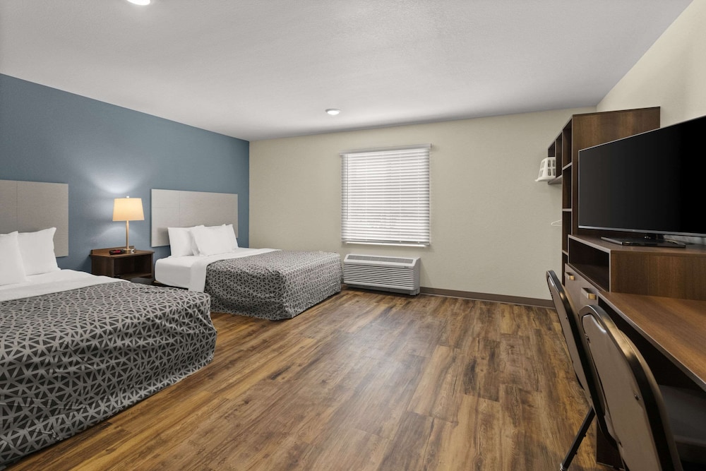 Woodspring Suites Bowling Green I 65 - photo 9