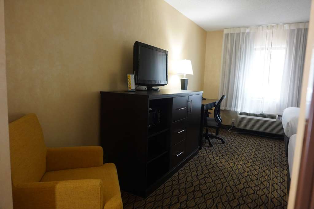 Baymont by Wyndham Bridgeport Frankenmuth - photo 16