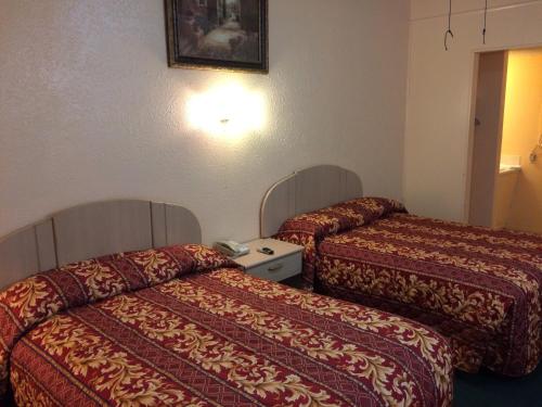Relax Inn Goldthwaite - photo 13