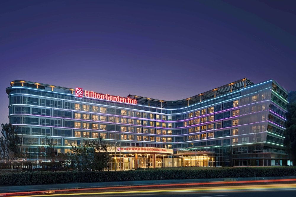 Hilton Garden Inn Huzhou High Speed Railway Station - last minute hotel in Huzhou