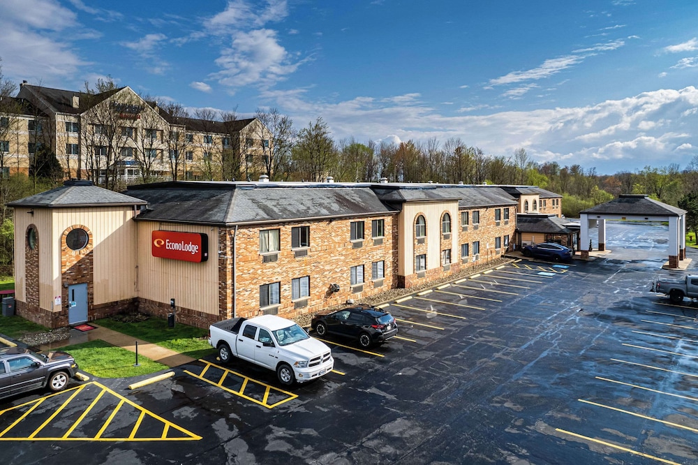Econo Lodge Cleveland Southeast Kent — hotel in Streetsboro