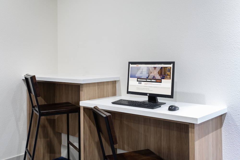 Holiday Inn Express & Suites Chowchilla Yosemite Park Area by IHG - photo 23
