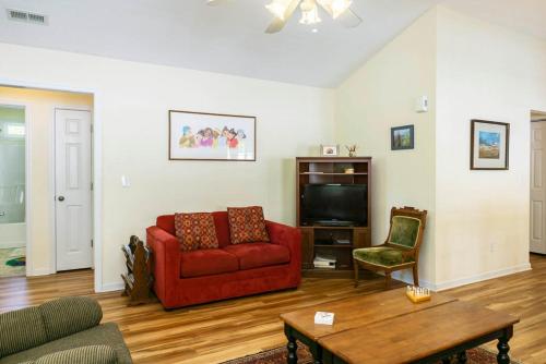Island Delight by Oak Island Accommodations - photo 20