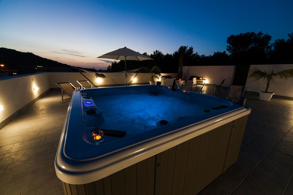 Amaka affittacamere - carbon neutral hotel in Custonaci
