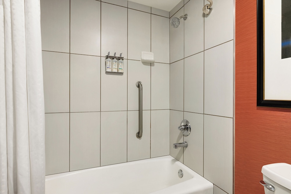 Holiday Inn Louisville East Hurstbourne by IHG - photo 33