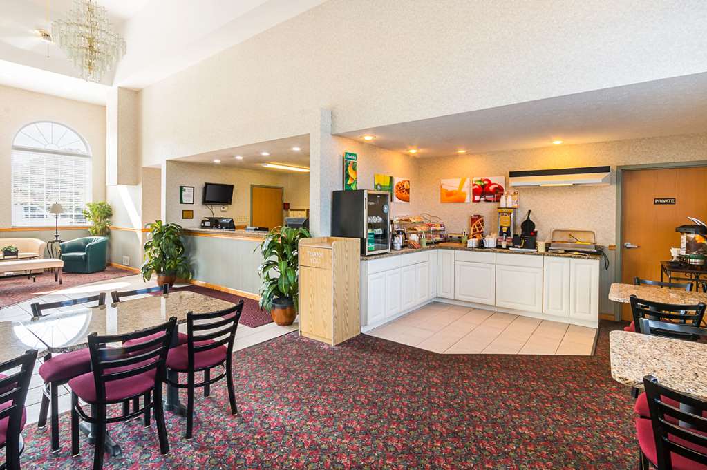 Quality Inn Weston - photo 33