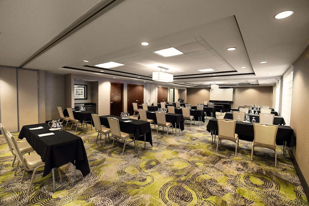 Hilton Garden Inn South Bend - photo 44