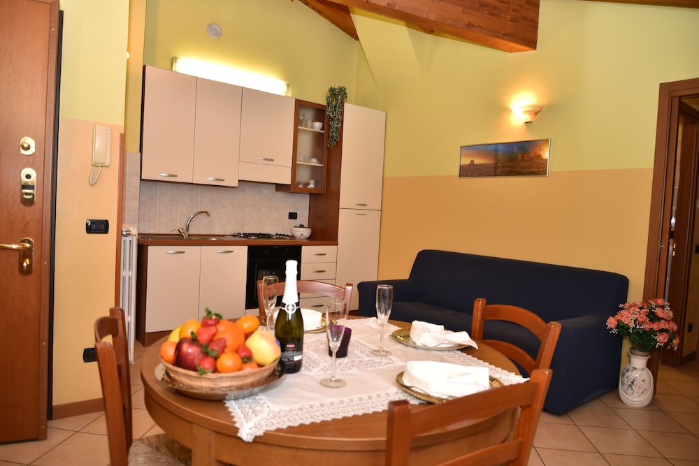 Residence Oasi Di Monza — 4-Star Luxury Hotel in Monza, Italy