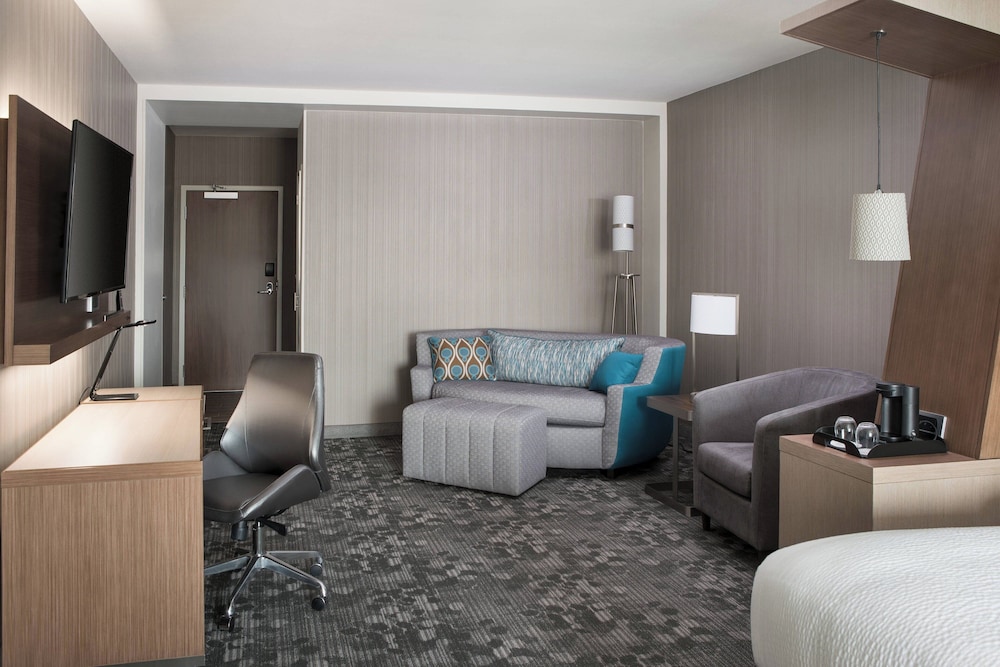 Courtyard by Marriott Pullman - photo 14