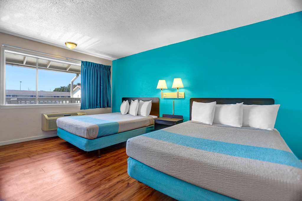 Motel 6 Fort Bragg CA - photo 14