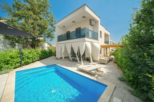 Villa More Vodice — 4-Star Luxury Hotel in Vodice, Croatia