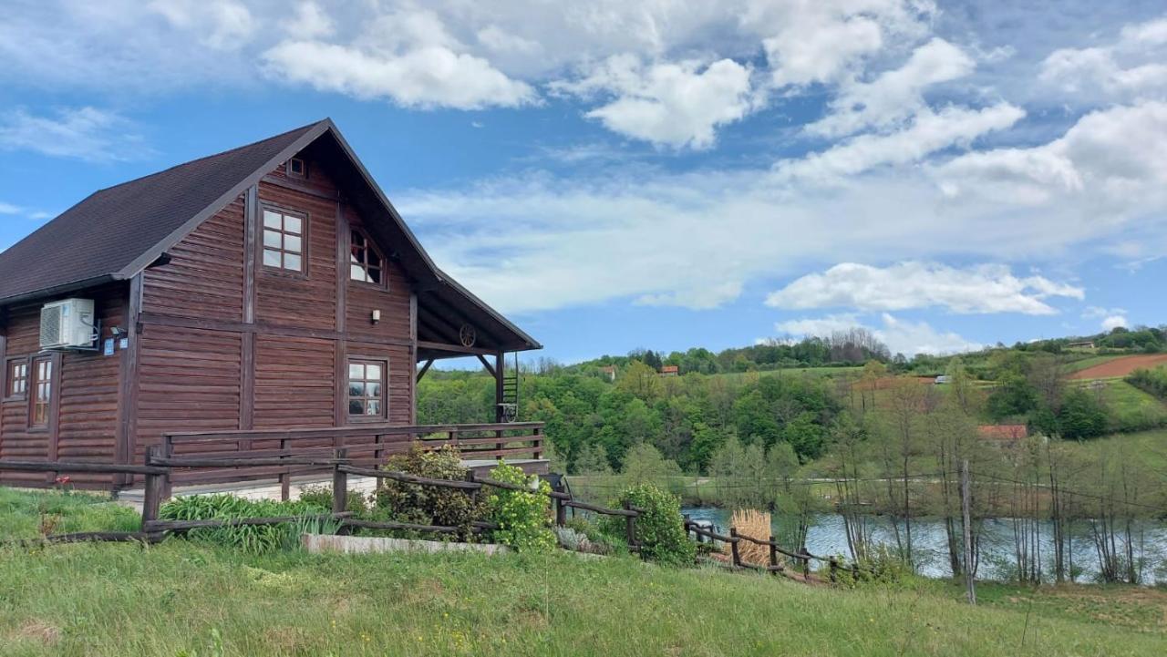 House for Rent Mreznica — 4-Star Luxury Hotel in Duga Resa, Croatia