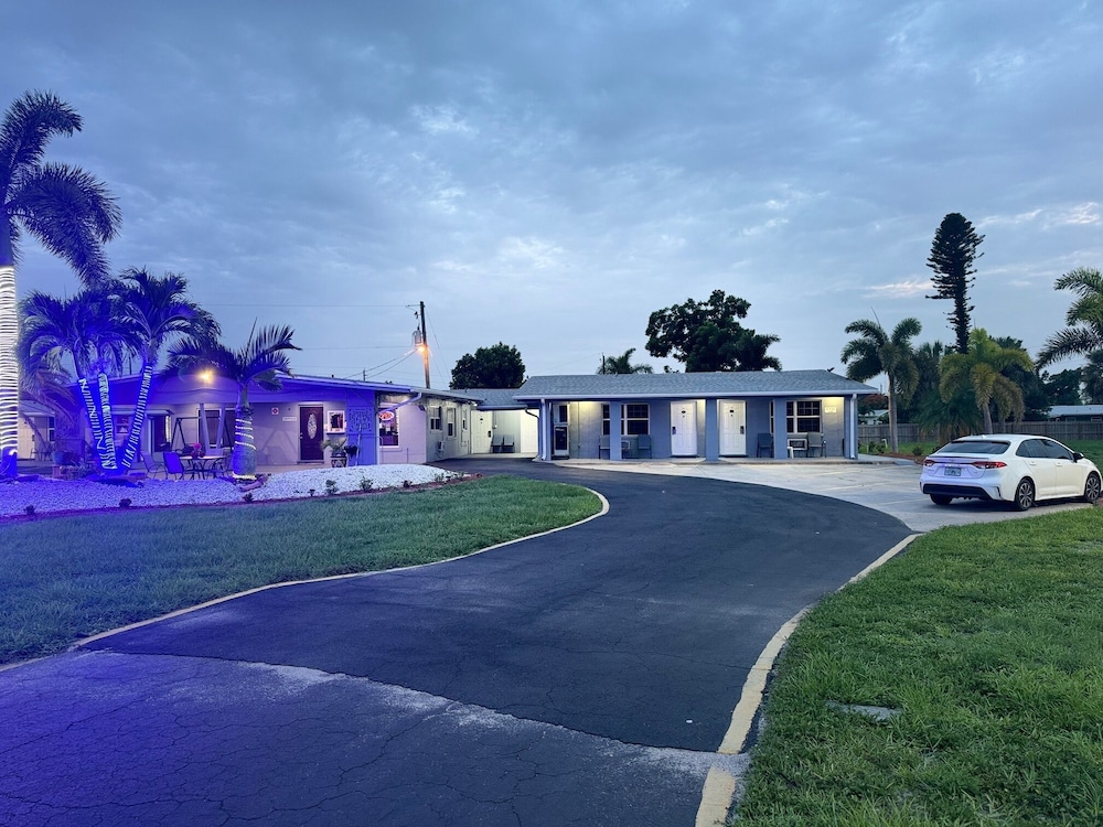 American Inn Punta Gorda - photo 20