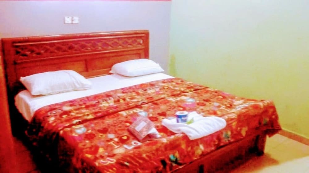 Pride Garden Hotel — Calabar — photo 4