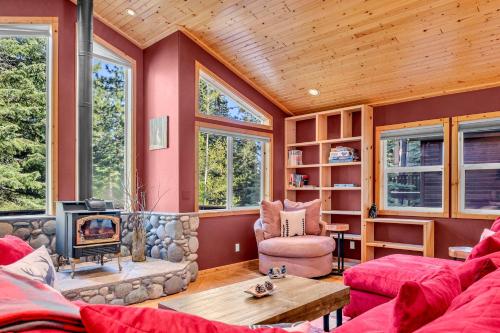 Modern Retreat in Truckee with AC and Game Room in Truckee, United States
