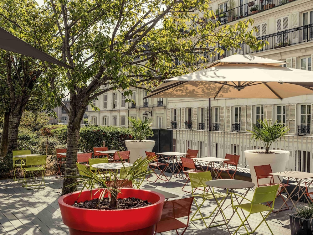 Mercure Paris Montmartre Sacré Coeur — 4-Star Luxury Hotel in Paris, France