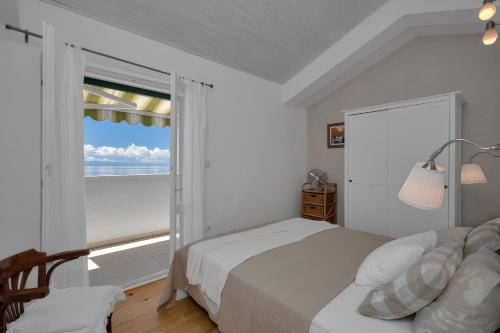 Apartman Ratac 11 — Tucepi — photo 5