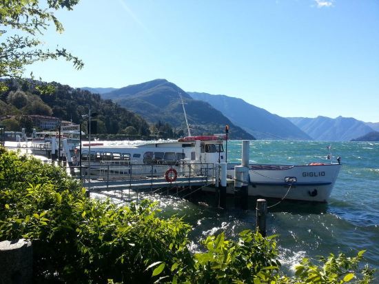 Al Porto Appartamento Con Terrazze a Pochi Passi Dal Lago — 4-Star Luxury Hotel in Bellagio, Italy