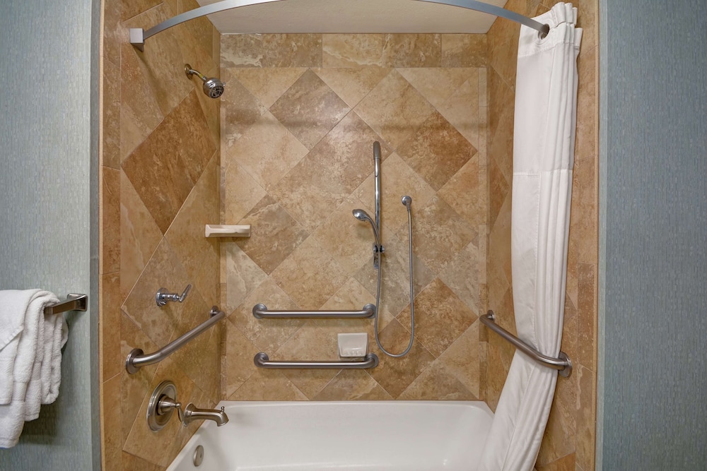 Hampton Inn & Suites San Antonio Northeast I 35 - photo 27