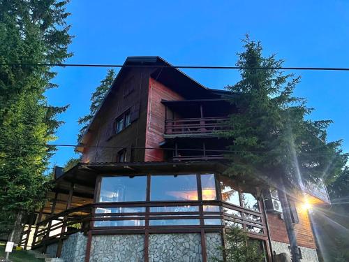 Whispering Pines — hotel in Sisava