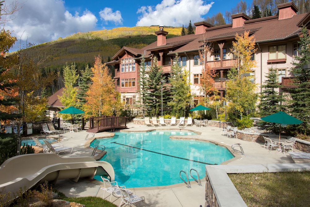 Condos At Solitude Village Hotel - carbon neutral hotel in Mount Carmel