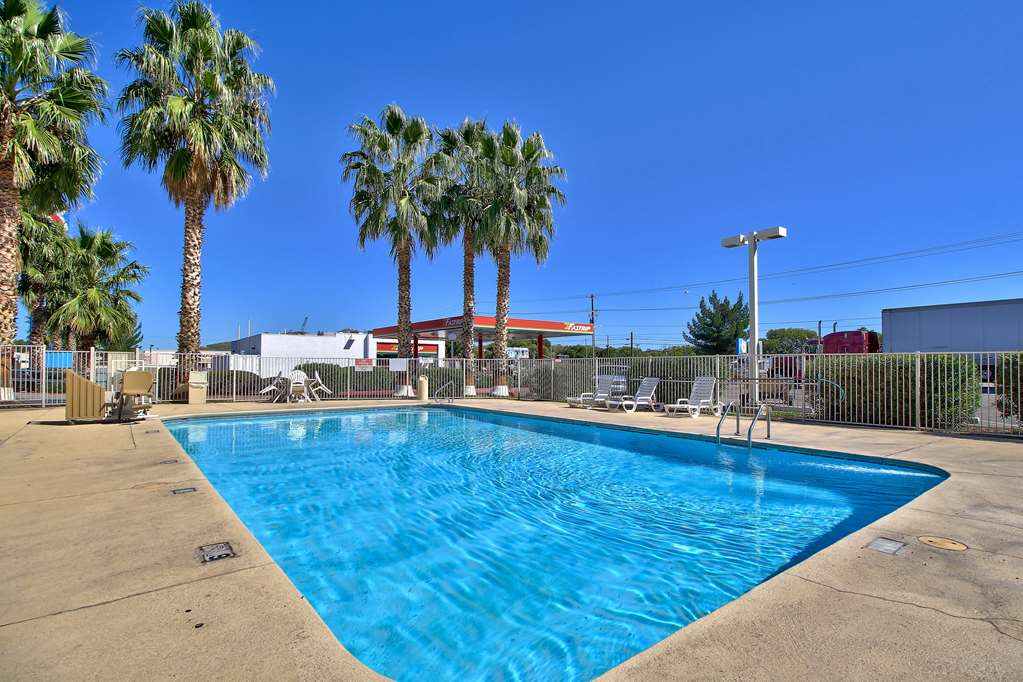Motel6 Nogales AZ Mariposa Road - photo 11