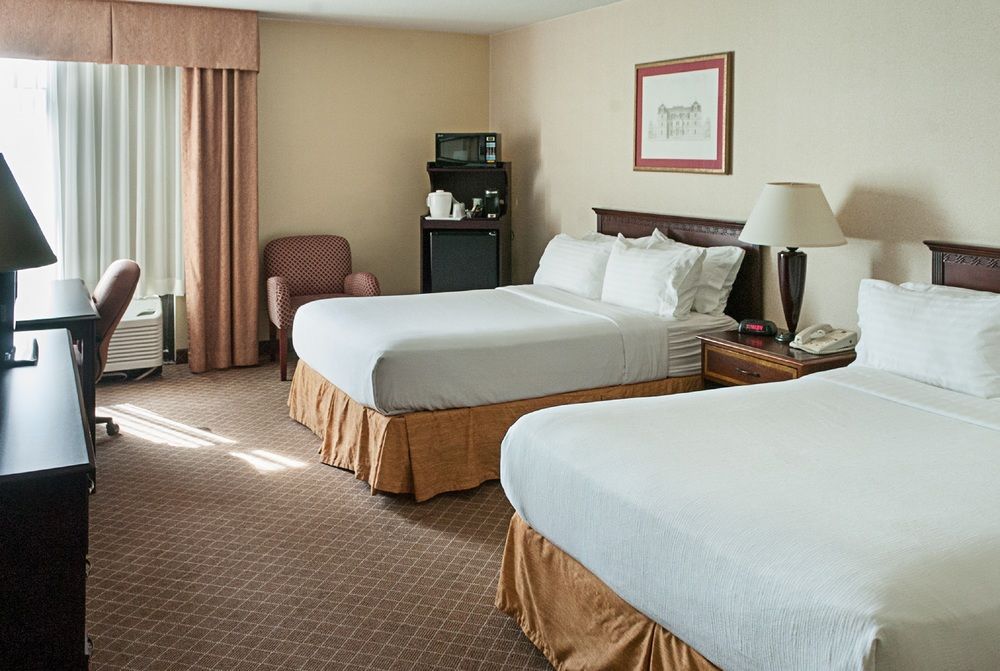 Cincy Hotel - photo 14