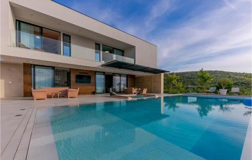 Villa Korina — 5-Star Luxury Hotel in Primosten, Croatia