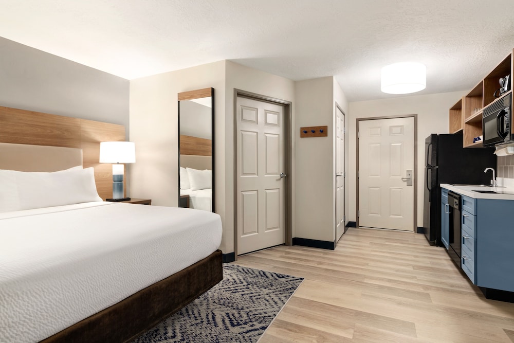 Candlewood Suites Boise Meridian by IHG - photo 16