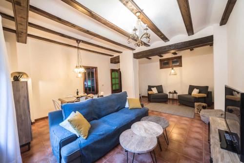 Casa Jarreta Centro Albarracin — 4-Star Luxury Hotel in Albarracin, Spain