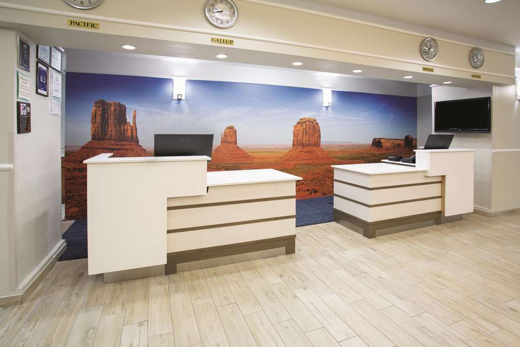 La Quinta Inn & Suites by Wyndham Gallup - photo 6