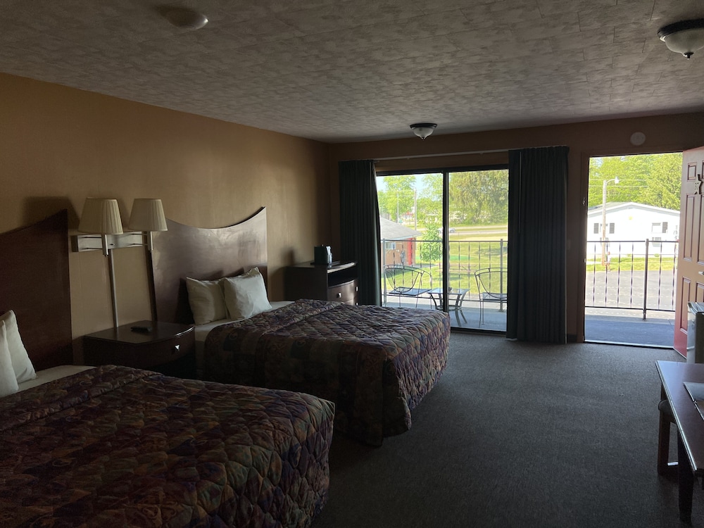 All Star Inn & Suites - photo 193