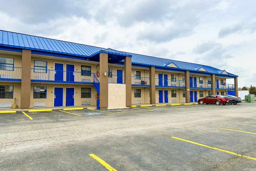 Happy Stay Inn Madisonville I 69 By OYO - photo 42