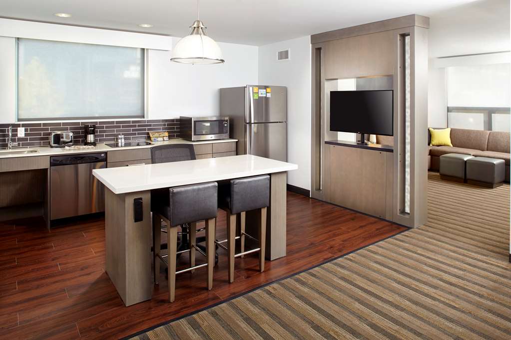 Hyatt House Denver Lakewood at Belmar - photo 21