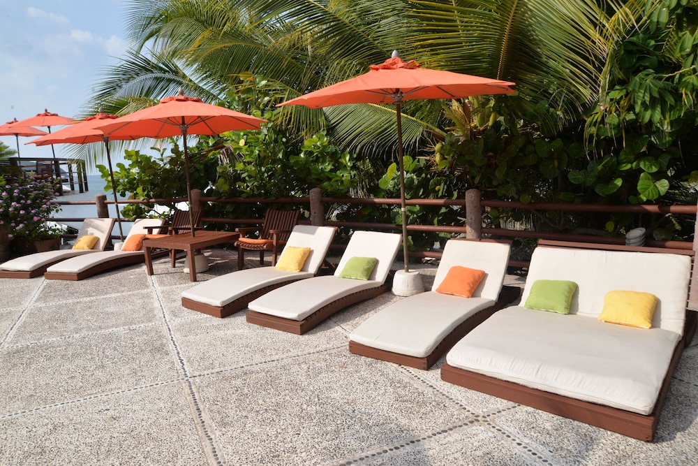 Sundeck