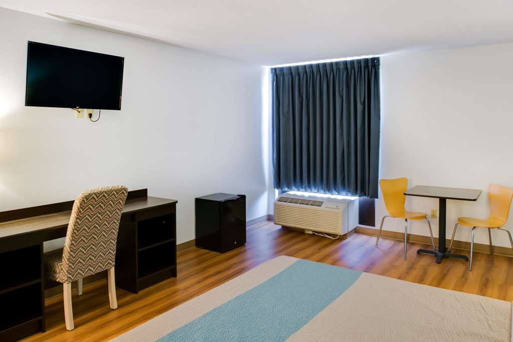 Motel6 Richmond IN - photo 18