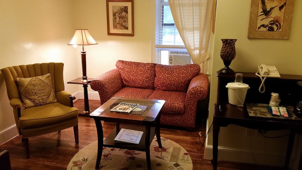 The Country Inn of Berkeley Springs - photo 12